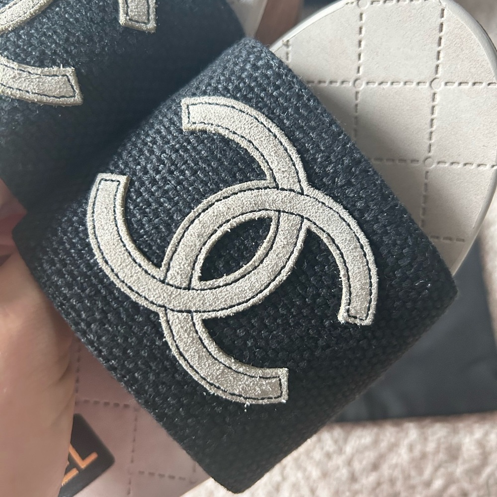 CHANEL Canvas platform mule. EU 39. (8-8.5) - Picture 12 of 14